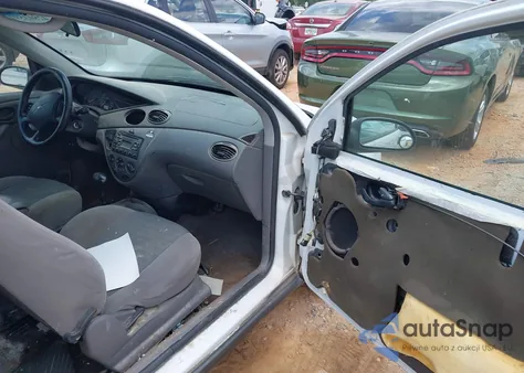 2001 Ford Focus Zx3 from USA, damaged, VIN 3FAFP31391R236993